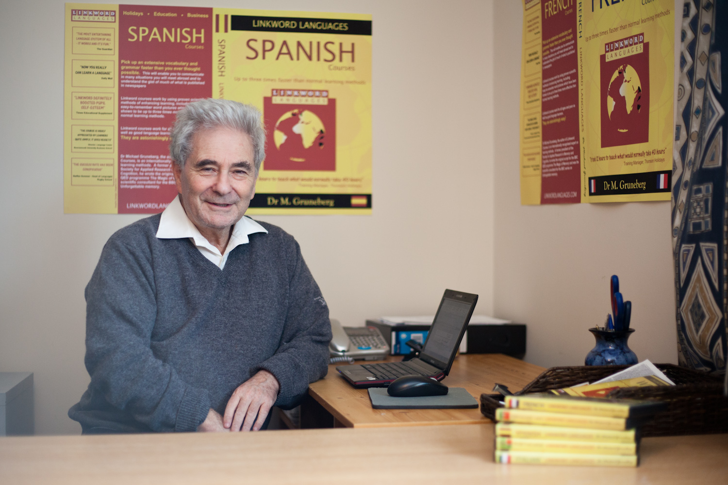 Dr Michael Gruneberg